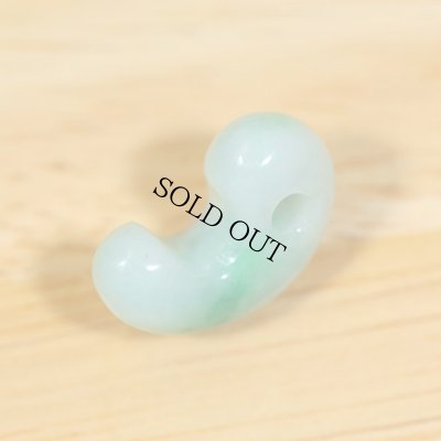 画像5: 翡翠 勾玉 (5)