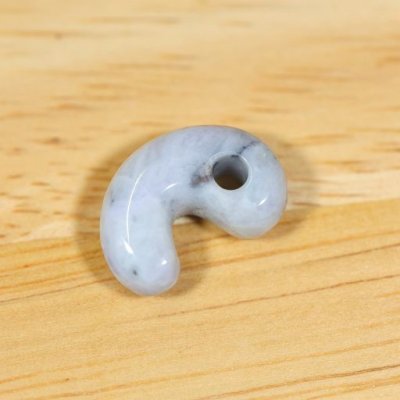 画像3: 翡翠 勾玉 (3)