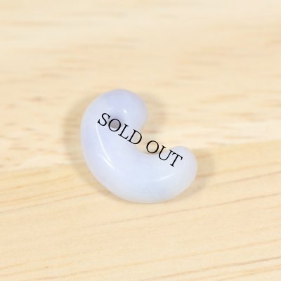 画像4: 翡翠 勾玉 (4)