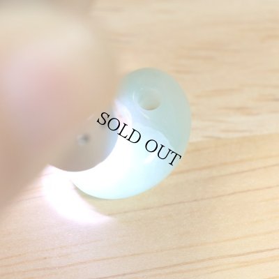 画像6: 翡翠 勾玉 (6)