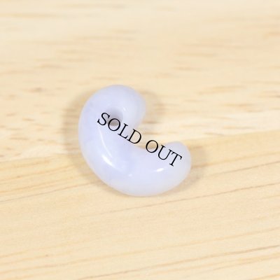 画像4: 翡翠 勾玉 (4)