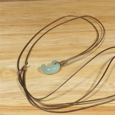 画像6: 糸魚川産翡翠・紐付勾玉 (6)