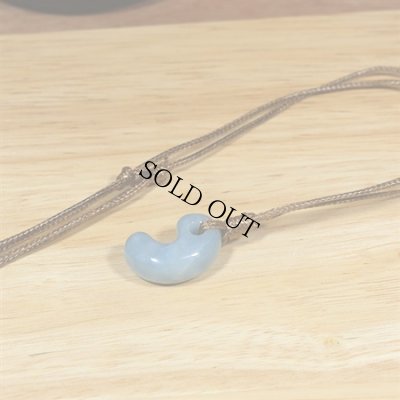 画像6: 糸魚川産翡翠・紐付勾玉 (6)