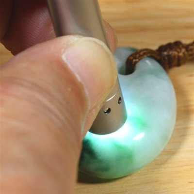 画像7: 糸魚川産翡翠・紐付勾玉 (7)