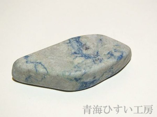 画像1: 糸魚川産翡翠原石 (1)