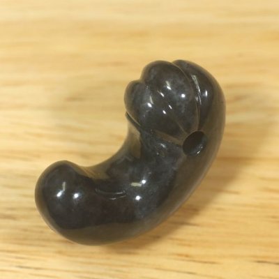 画像3: 丁字頭勾玉 (3)