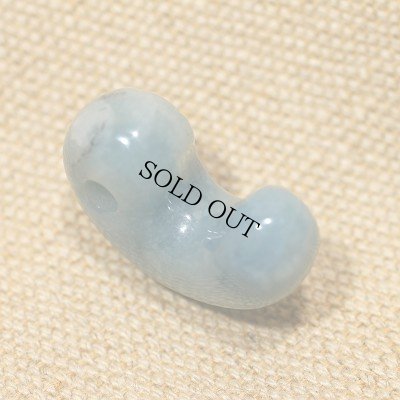 画像3: コンサワ産 翡翠勾玉 (3)