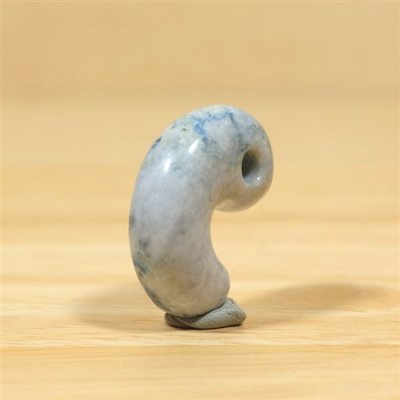 画像4: 横川産 翡翠勾玉 (4)