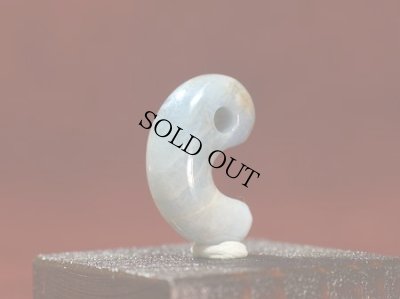 画像4: ひすい勾玉 (4)