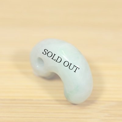 画像4: 小滝産 翡翠勾玉 (4)