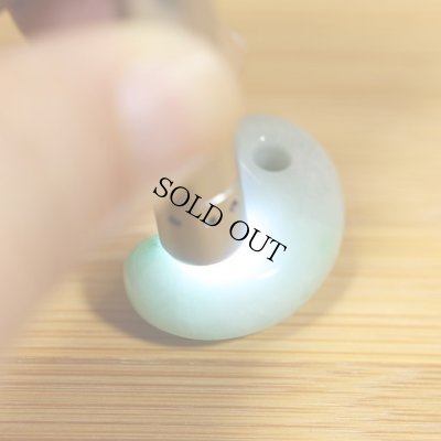 画像6: 小滝産 翡翠勾玉 (6)