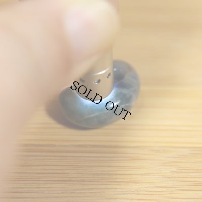 画像6: コンサワ産 翡翠勾玉 (6)