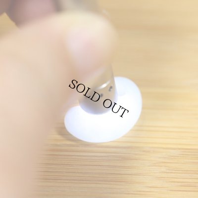 画像6: 小滝産 淡白緑系 ひすい勾玉 (6)