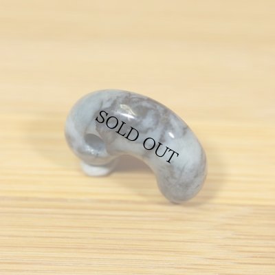 画像4: 糸魚川 海中産 黒ひすい勾玉 (4)