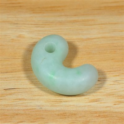 画像2: 小滝産 翡翠勾玉 (2)