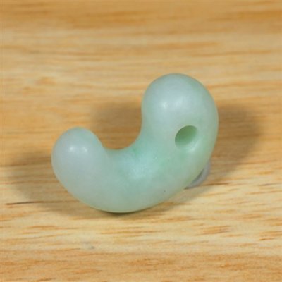 画像4: 小滝産 翡翠勾玉 (4)