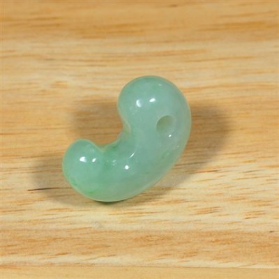 画像3: 姫川産 翡翠勾玉 (3)