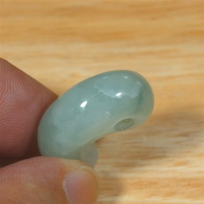 画像4: 小滝産 翡翠勾玉 (4)