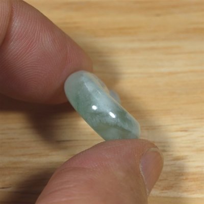 画像4: 小滝産 翡翠勾玉 (4)