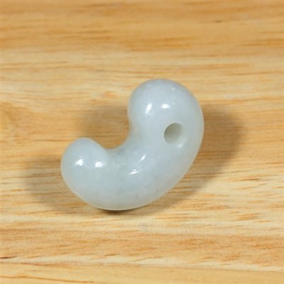 画像3: 海中産 翡翠勾玉 (3)