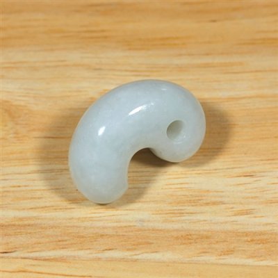 画像4: 海中産 翡翠勾玉 (4)