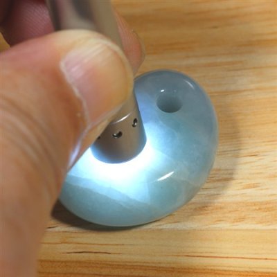 画像5: コンサワ産 翡翠勾玉 (5)