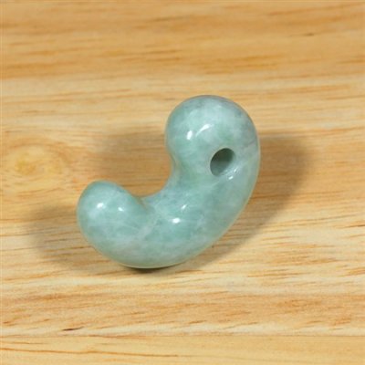 画像3: 青海産 翡翠勾玉 (3)