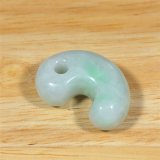 糸魚川産硬玉翡翠勾玉