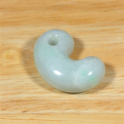 画像2: 海中産 翡翠勾玉 (2)