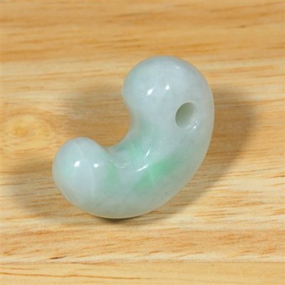 画像3: 海中産 翡翠勾玉 (3)