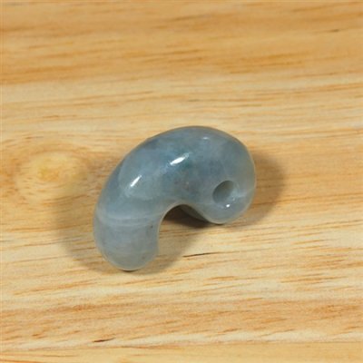 画像4: コンサワ産 翡翠勾玉 (4)