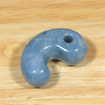 画像2: コンサワ産 翡翠勾玉 (2)