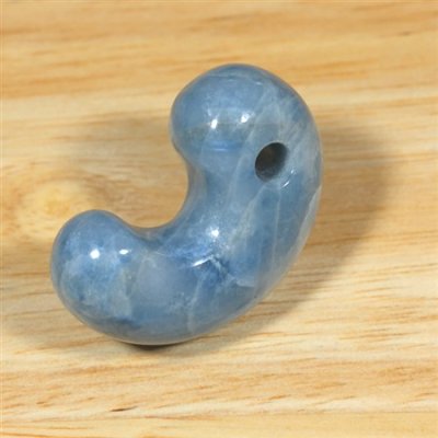 画像3: コンサワ産 翡翠勾玉 (3)