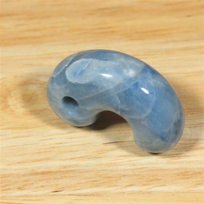 画像4: コンサワ産 翡翠勾玉 (4)