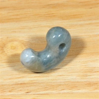 画像3: コンサワ産 翡翠勾玉 (3)