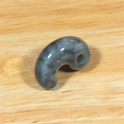 画像4: 海中産 翡翠勾玉 (4)