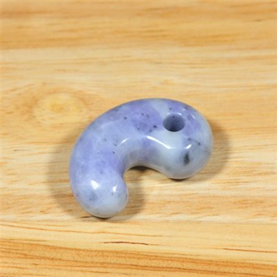 画像2: 小滝産 翡翠勾玉 (2)