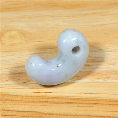 画像3: 姫川産 翡翠勾玉 (3)