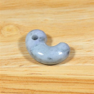 画像2: 小滝産 翡翠勾玉 (2)