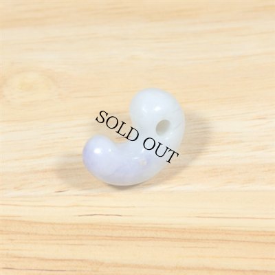 画像3: 海中産 翡翠勾玉 (3)