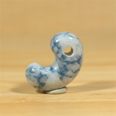 画像1: 糸魚川産 ひすい勾玉 (1)