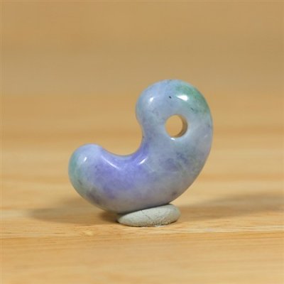 画像1: 糸魚川産 ひすい勾玉 (1)