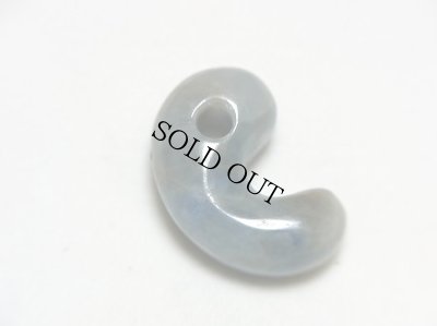 画像2: ひすい勾玉 (2)