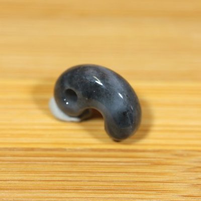 画像4: ひすい勾玉 (4)