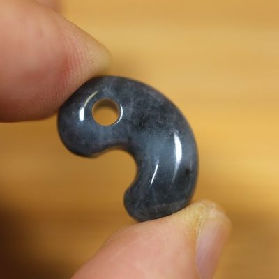 画像5: ひすい勾玉 (5)