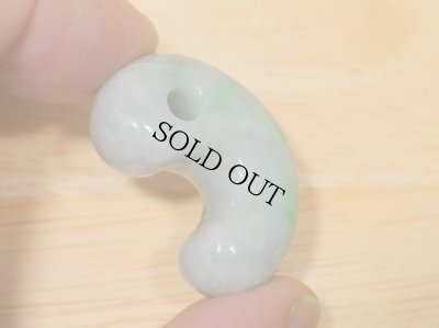 画像2: ひすい勾玉 (2)