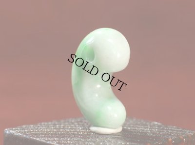 画像3: ひすい勾玉 (3)