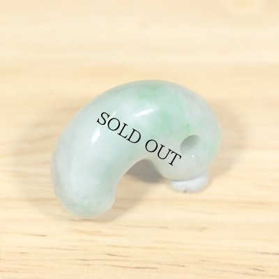 画像4: ひすい勾玉 (4)