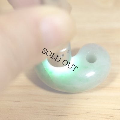 画像6: ひすい勾玉 (6)