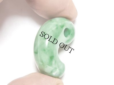 画像4: ひすい勾玉 (4)